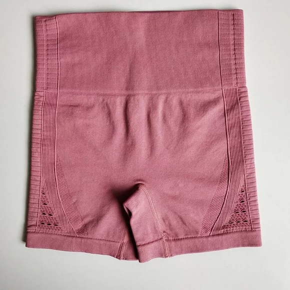 Pants - High waist compression shorts